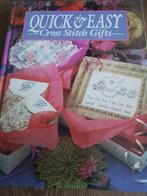 Quick en easy, cross stitch gifts, patronenboek, Hobby en Vrije tijd, Borduren en Borduurmachines, Ophalen of Verzenden, Zo goed als nieuw