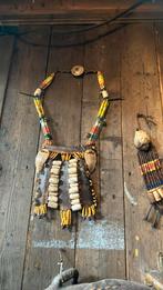 Oude Naga sieraden, Ophalen