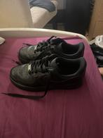 Nike Air Force 1 Zwart - Maat 37.5 - Zo goed als nieuw, Kleding | Dames, Schoenen, Ophalen of Verzenden, Zo goed als nieuw, Zwart