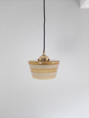 Art Deco glazen hanglamp oker beschikbaar voor biedingen