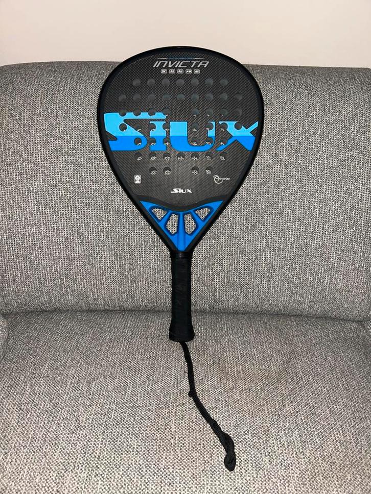 Siux Invicta Padelracket, Sport en Fitness, Padel, Zo goed als nieuw, Padelracket, Ophalen