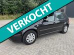 Volkswagen Golf 1.4-16V Trendline Nw koppeling KM NAP, Auto's, Volkswagen, Voorwielaandrijving, Gebruikt, Zwart, 4 cilinders