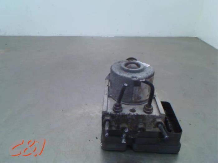 ABS Pomp van een Volkswagen Caddy, Auto-onderdelen, Elektronica en Kabels, Volkswagen, Gebruikt, 3 maanden garantie, Ophalen of Verzenden