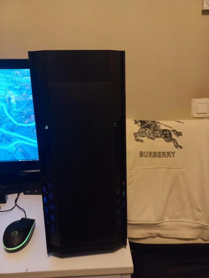 Budget Gaming PC - Klaar voor gebruik!, Computers en Software, Desktop Pc's, Gebruikt, 3 tot 4 Ghz, HDD, SSD, 16 GB, Met videokaart