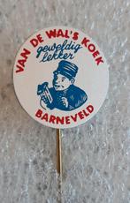 Twee speldjes uit Barneveld, van de Wal's koek., Verzamelen, Speldjes, Pins en Buttons, Verzenden, Gebruikt, Overige onderwerpen