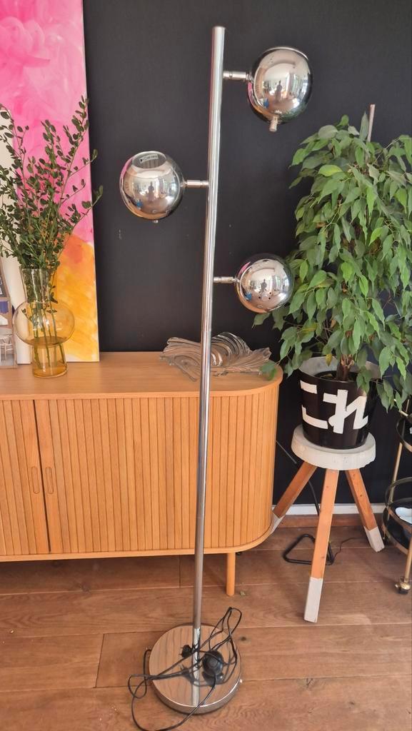 Space Age Vloerlamp - Chrome - Jaren 70, Huis en Inrichting, Lampen | Vloerlampen, Gebruikt, 150 tot 200 cm, Metaal, Ophalen