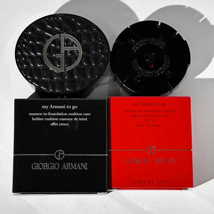 Armani Cushion Foundation SPF, Sieraden, Tassen en Uiterlijk, Uiterlijk | Cosmetica en Make-up, Nieuw, Make-up, Gehele gezicht