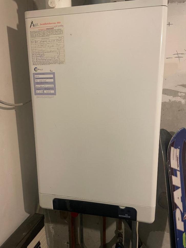 CV -Intergas CW5 2010, Doe-het-zelf en Verbouw, Verwarming en Radiatoren, Zo goed als nieuw, Cv-ketel of Combi-ketel, 30 tot 80 cm