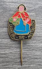 Jaar 1972 Pin Carnaval Maastricht Mestreech "het Mooswief", Verzamelen, Nvt., Ophalen of Verzenden, Zo goed als nieuw, Speldje of Pin
