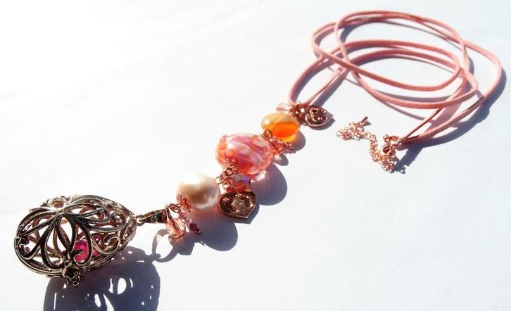 Zalmroze zwangerschapsketting met natuursteen en lampwork, Sieraden, Tassen en Uiterlijk, Kettingen, Nieuw, Steen of Mineraal