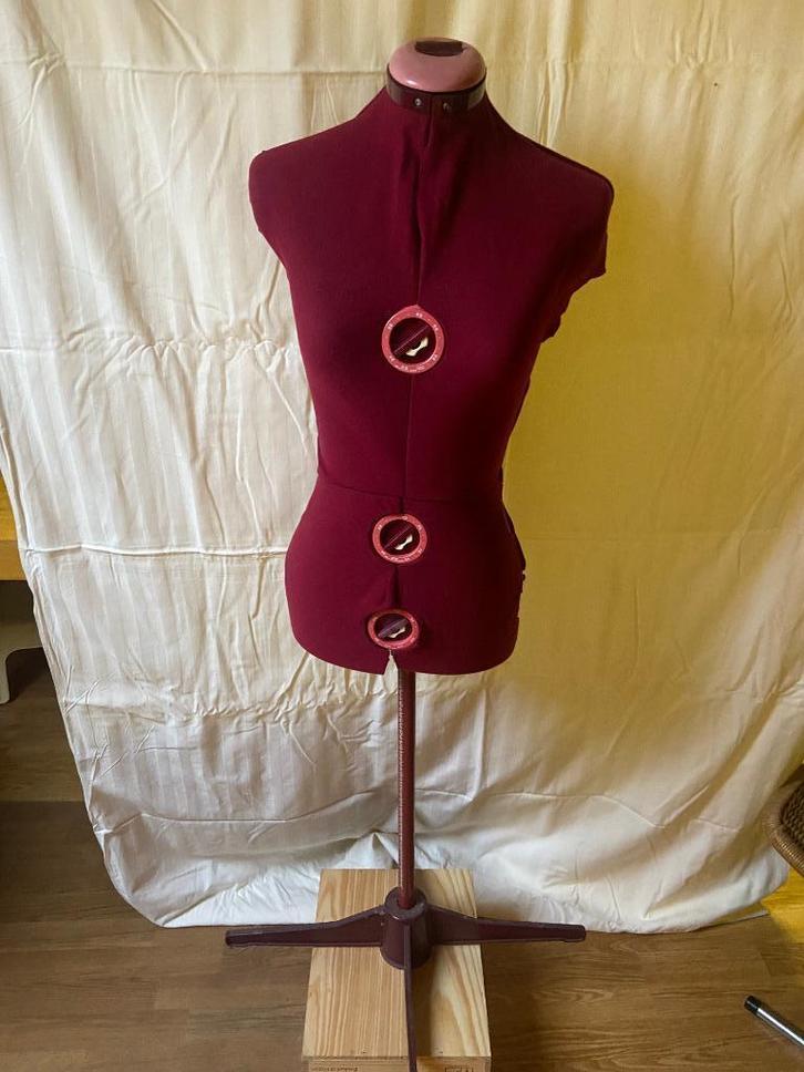 Verstelbare Paspop, Hobby en Vrije tijd, Naaien en Fournituren, Zo goed als nieuw, Paspop, Ophalen