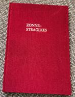 Zonnestralkes gedichtenbundel Leny v Gennep Venlose dialect, Ophalen of Verzenden, Zo goed als nieuw, Leny van Gennip- clerx.