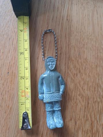 Vintage Eskimo Sleutelhanger beschikbaar voor biedingen
