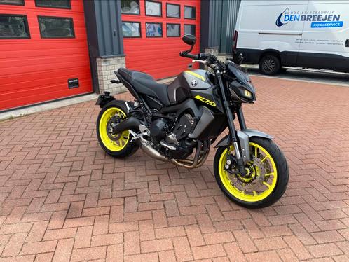Yamaha MT-09 Night Fluo Akrapovic, Motoren, Motoren | Yamaha, Particulier, Naked bike, meer dan 35 kW, 3 cilinders, Motorrijbewijs A