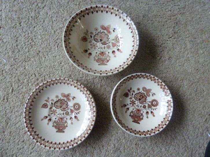 Johnson Bros Old Granite Schaaltjes, Antiek en Kunst, Antiek | Servies los, Ophalen of Verzenden