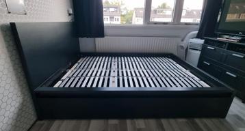 Malm bed 140x200 zwart/bruin beschikbaar voor biedingen