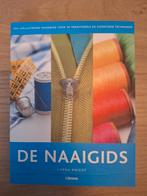 De Naaigids - Lorna Knight, Boeken, Lorna Knight, Ophalen of Verzenden, Zo goed als nieuw, Borduren en Naaien