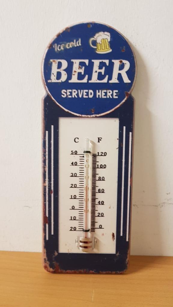 Ice cold beer served here reclame thermometer van metaal, Huis en Inrichting, Woonaccessoires | Thermometers, Nieuw, Binnenthermometer