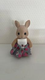 Handgemaakt jurkje voor Sylvanian Families - kleding aardbei, Ophalen of Verzenden, Zo goed als nieuw, Toebehoren