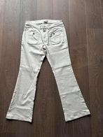 *ZGAN* Parami broek, creme, maat 40. Iets uitlopende pijp., Kleding | Dames, Maat 38/40 (M), Beige, Ophalen of Verzenden, Zo goed als nieuw