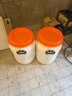 Twee witte vaten met oranje deksel, Huis en Inrichting, Emmers, Ophalen of Verzenden