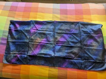 Zijde Sjaal Blauw met div. kleuren (Zijde) (Nieuw) 210x50 cm beschikbaar voor biedingen