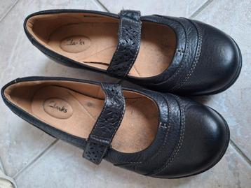 Nette zwarte schoenen van Clarks, mt 38.5 beschikbaar voor biedingen