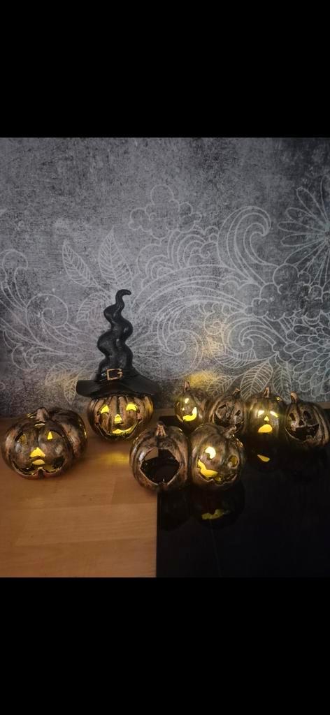 Set goud/brons verlichte stenen Halloween pompoenen, Hobby en Vrije tijd, Feestartikelen, Zo goed als nieuw, Versiering, Halloween of Griezel