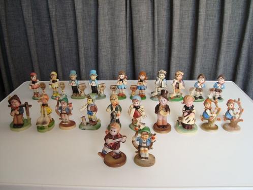 Vintage 60er jaren Hong Kong beeldjes kunststof Hummel stijl, Verzamelen, Beelden en Beeldjes, Gebruikt, Overige typen, Ophalen