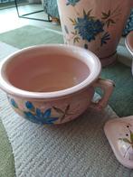 rosekleurige ondersteek met blauwe bloem en apart handvat, Antiek en Kunst, Ophalen of Verzenden