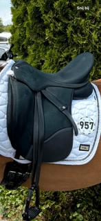 Wintec isabell werth care hart dressuurzadel 16,5, Ophalen of Verzenden, Zo goed als nieuw, Dressuur