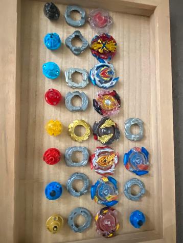 Super veel goede beyblade voor een mooie prijs plus gratis! beschikbaar voor biedingen