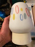 Plafonniere vintage  ovale kap melkglas met decoratie ovalen, Ophalen of Verzenden, Zo goed als nieuw