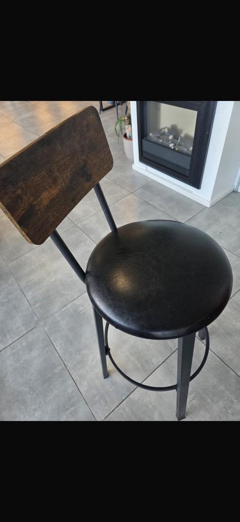 Set barkrukken - Nieuw, Huis en Inrichting, Barkrukken, Nieuw, 60 tot 90 cm, Metaal, 1 kruk, Met voetsteun, Ophalen of Verzenden