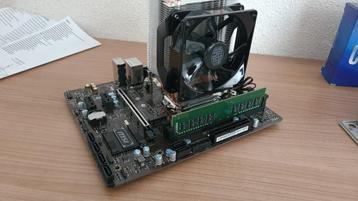 Tekoop: Moederbord MSI B250M PRO-VD (Intel Core i7-7700 3,6G beschikbaar voor biedingen