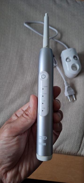 Oral-B Elektrische Tandenborstel - 3 Modes beschikbaar voor biedingen