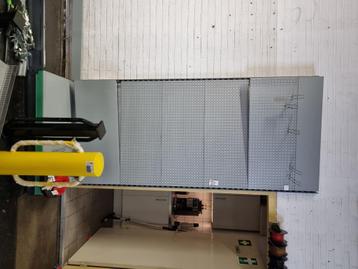 Stellingmateriaal showroom beschikbaar voor biedingen