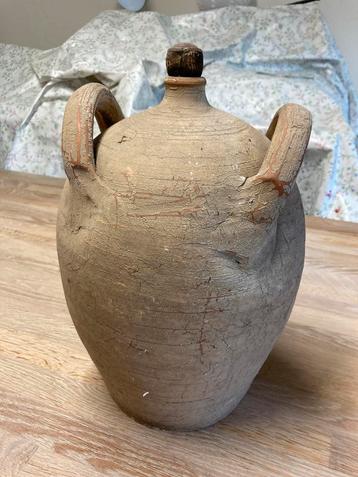 Oude Kruiken en Vazen - Set van 7 beschikbaar voor biedingen