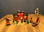 Vintage Lego Brandweerkazerne met voertuigen 8380, Kinderen en Baby's, Speelgoed | Duplo en Lego, Ophalen of Verzenden, Gebruikt