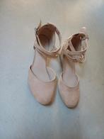 Hakken met sleehak., Pumps, Beige, Ophalen of Verzenden, Graceland