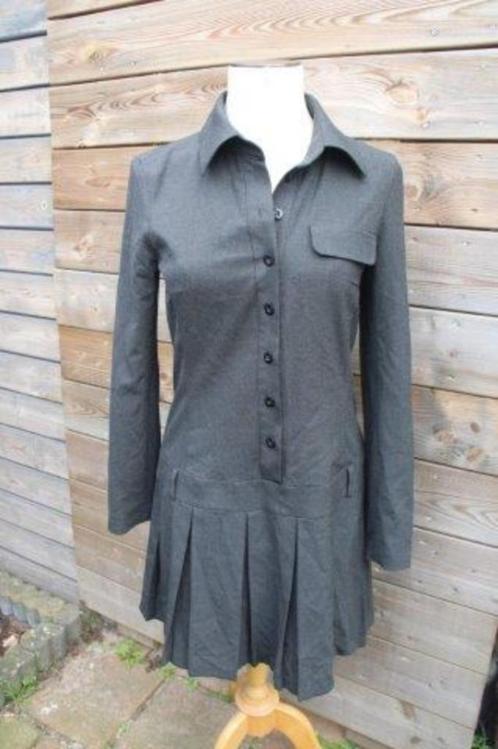 Jurk grijs Vanilia mt 38 Vaste prijs, Kleding | Dames, Jurken, Zo goed als nieuw, Maat 38/40 (M), Grijs, Knielengte, Ophalen of Verzenden