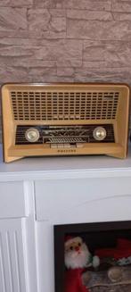 Oude radio Philips, zonder beschadig, hij werkt goed., Antiek en Kunst, Ophalen of Verzenden