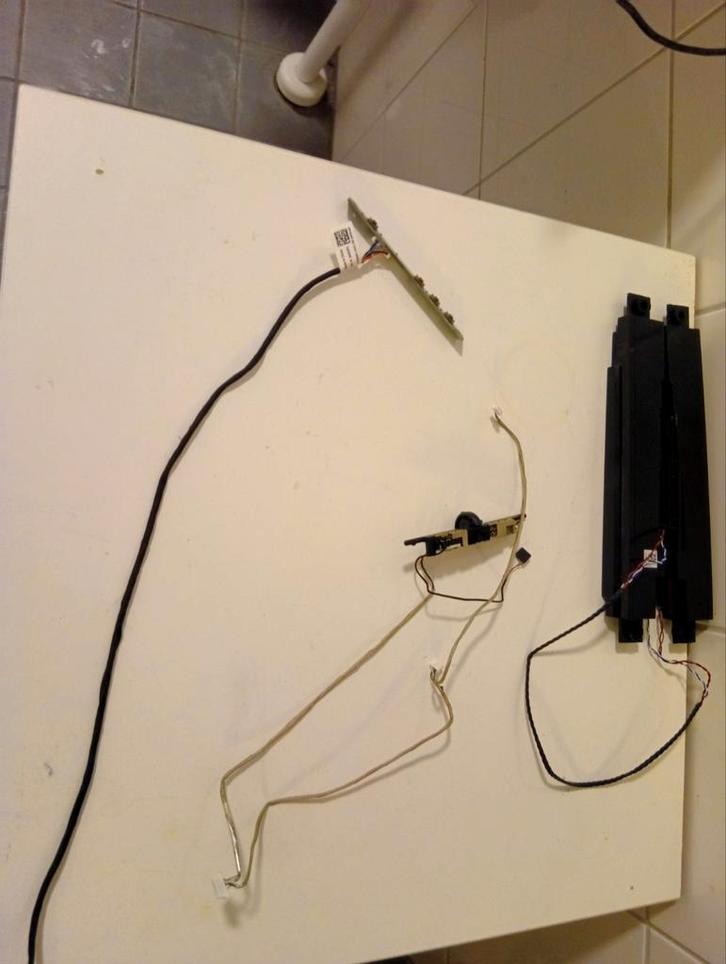 Complete Dell Inspiron One 2330 LCD Inverter Set, Computers en Software, Netwerkkaarten, Zo goed als nieuw, Intern, Ophalen of Verzenden