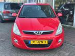 Hyundai I20 1.4i DynamicVersion - Airco, Voorwielaandrijving, Gebruikt, 4 cilinders, 1396 cc