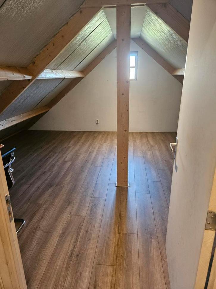 Studentenkamer te huur ca 9 km vanaf stad Groningen, Huizen en Kamers, Kamers te huur, Groningen