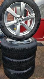 Volvo XC90 19 inch Winterset - Mooie Staat!Dot 2024, Auto-onderdelen, Banden en Velgen, 19 inch, Gebruikt, Banden en Velgen, 235 mm