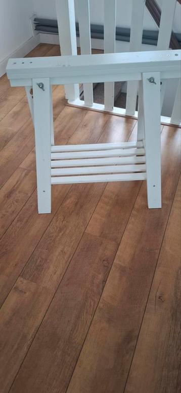 Bureaustandaard mittback ikea kleur wit beschikbaar voor biedingen