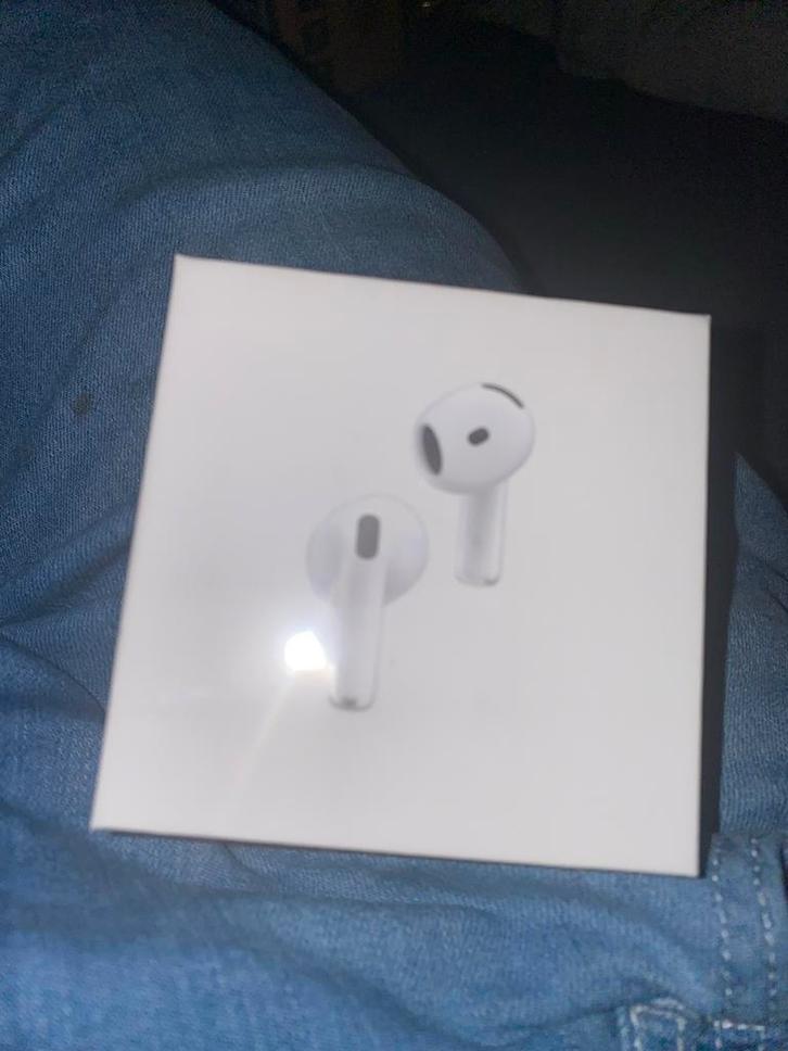 Apple AirPods 4 met ANC - Nieuw!, Telecommunicatie, Mobiele telefoons | Oordopjes, Nieuw, In oorschelp (earbud), Bluetooth, Ophalen of Verzenden