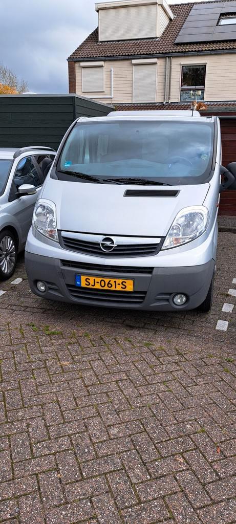 Buscamper Opel Vivaro. Bouwjaar 2011 met 207172 km., Caravans en Kamperen, Campers, Particulier, Bus-model, tot en met 2, Overige merken