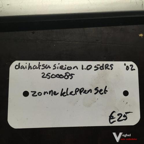 Daihatsu Sirion 1.0 5drs 2002 wagennr 2500085    Zonnekleppe, Auto-onderdelen, Interieur en Bekleding, Gebruikt, Ophalen of Verzenden